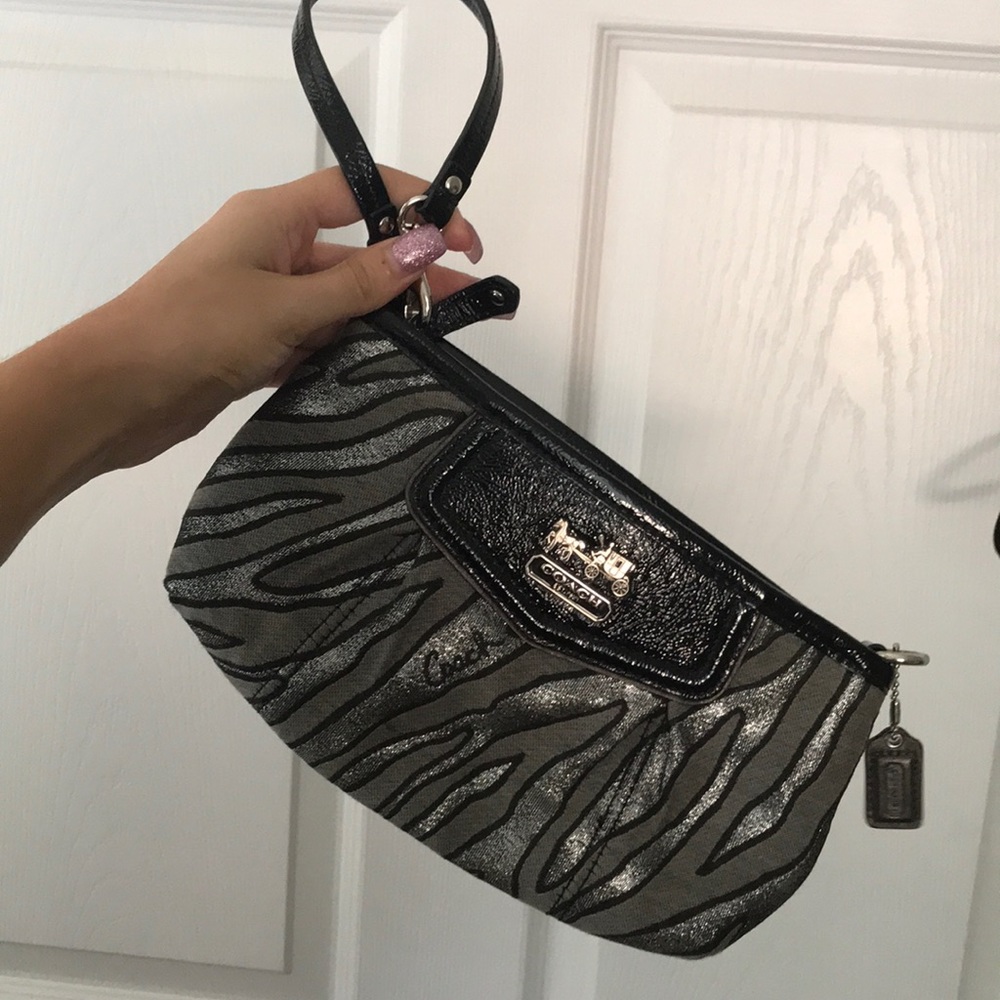 Coach zebra clutch